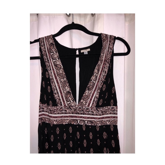 Patterned Romper - Picture 4 of 4